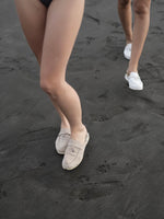 Load image into Gallery viewer, Walk on Cloud Mules